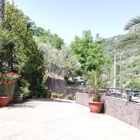 Il Giardino Bed & Breakfast Pimonte Luaran gambar